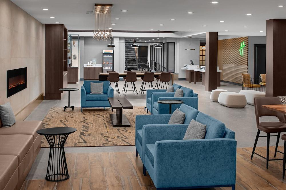 Holiday Inn Hasbrouck Heights-Meadowlands by IHG photo 2
