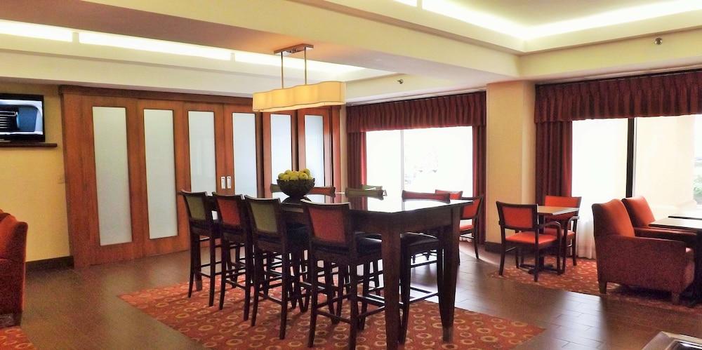 Hampton Inn Lexington/Georgetown photo 3