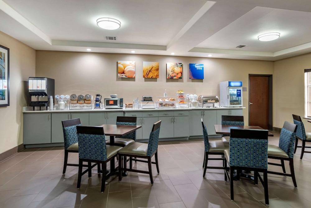 Comfort Inn & Suites Scott-West Lafayette photo 3