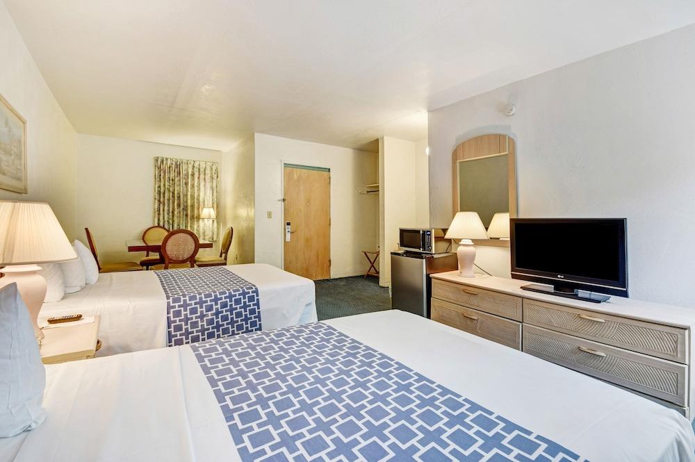 Key Largo Inn photo 3