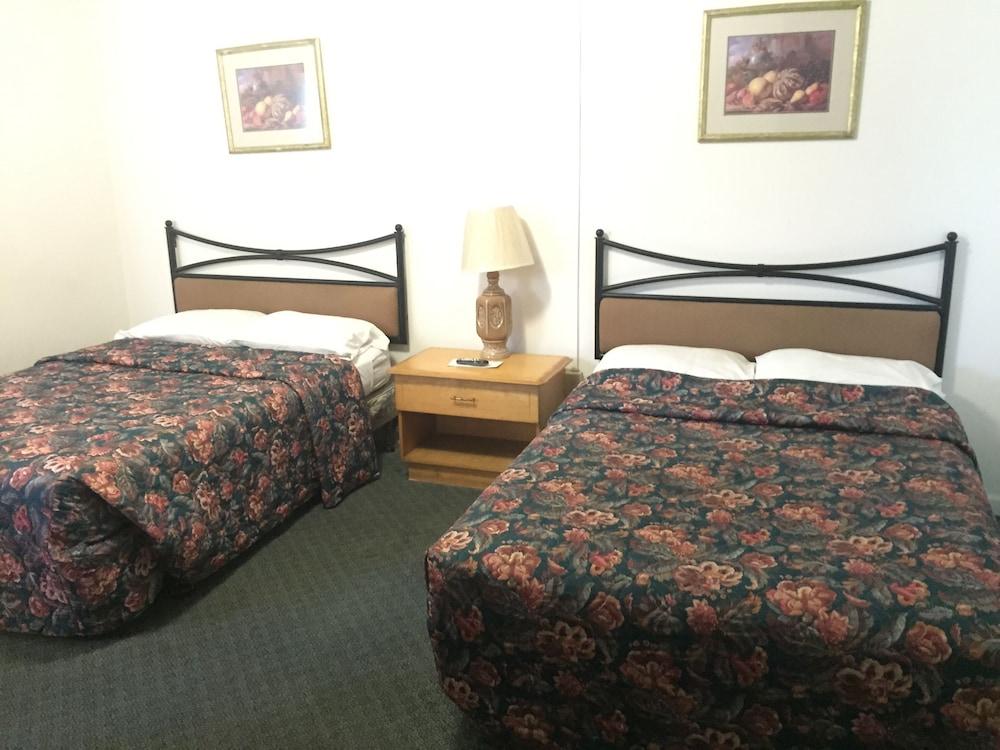 Travel Inn Of Sebring photo 7