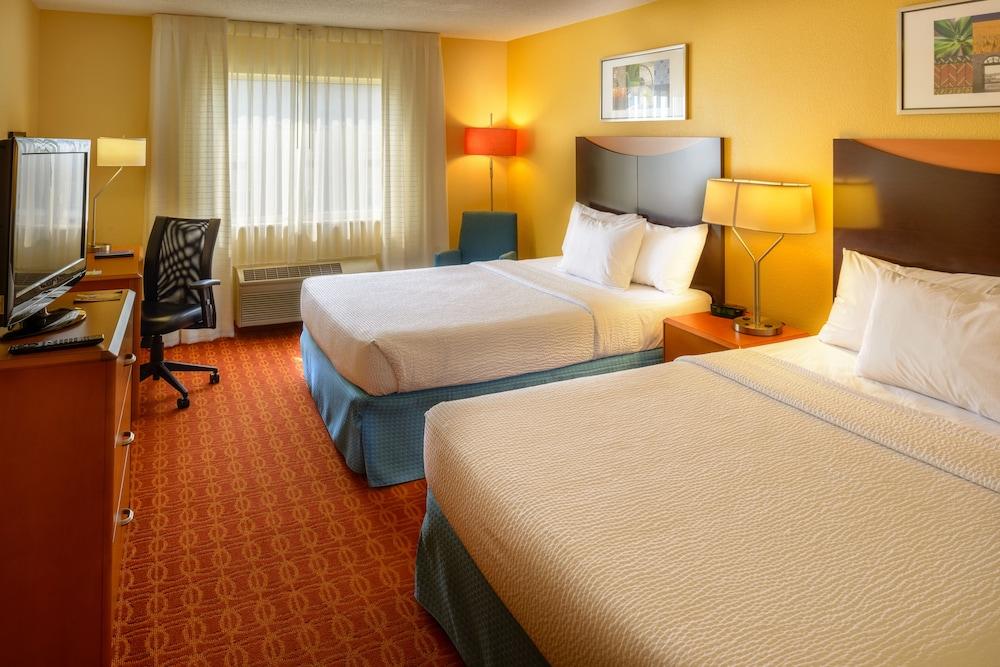 Fairfield Inn by Marriott Indianapolis South photo 3
