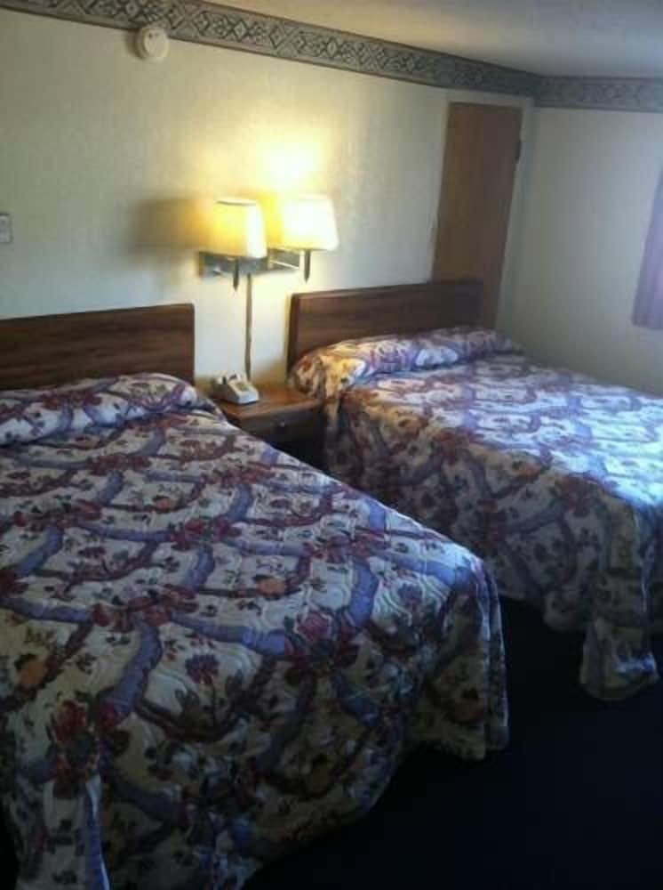 College Inn photo 7
