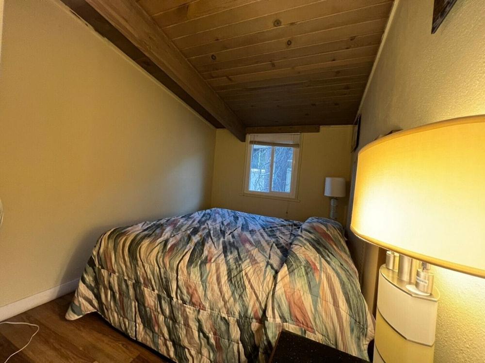 Studio 9 Big Bear photo 3
