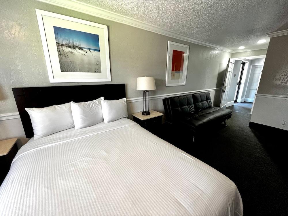 At Home Inn & Suites photo 37