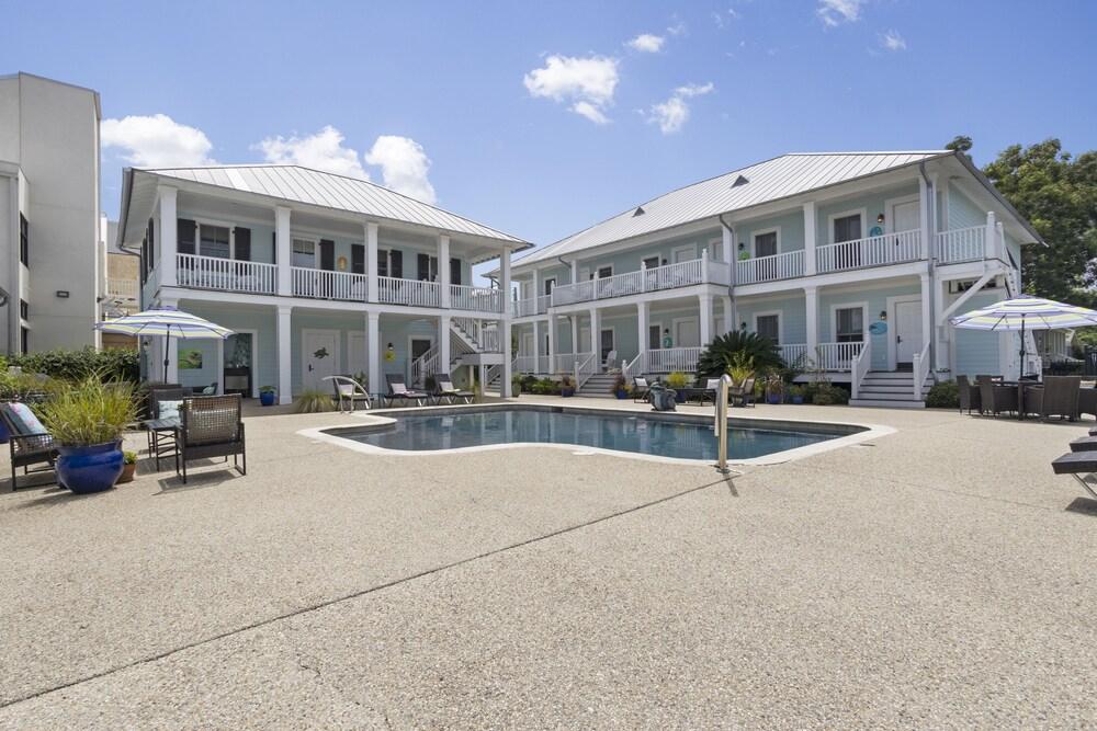 Bay Town Inn photo 3