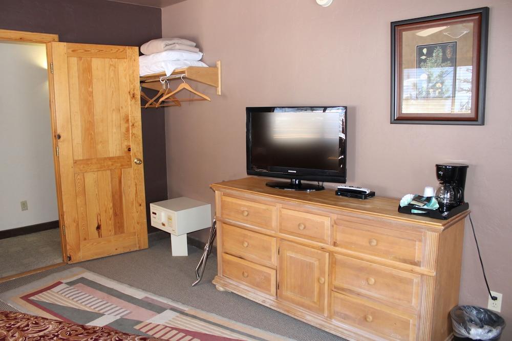 Edelweiss Resort and Restaurant photo 68