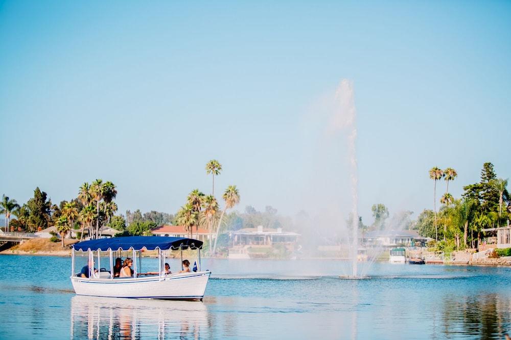 Lakehouse Resort photo 59