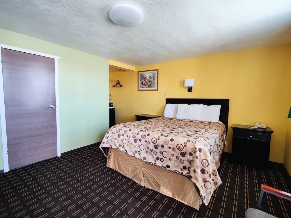 Desert Inn photo 13