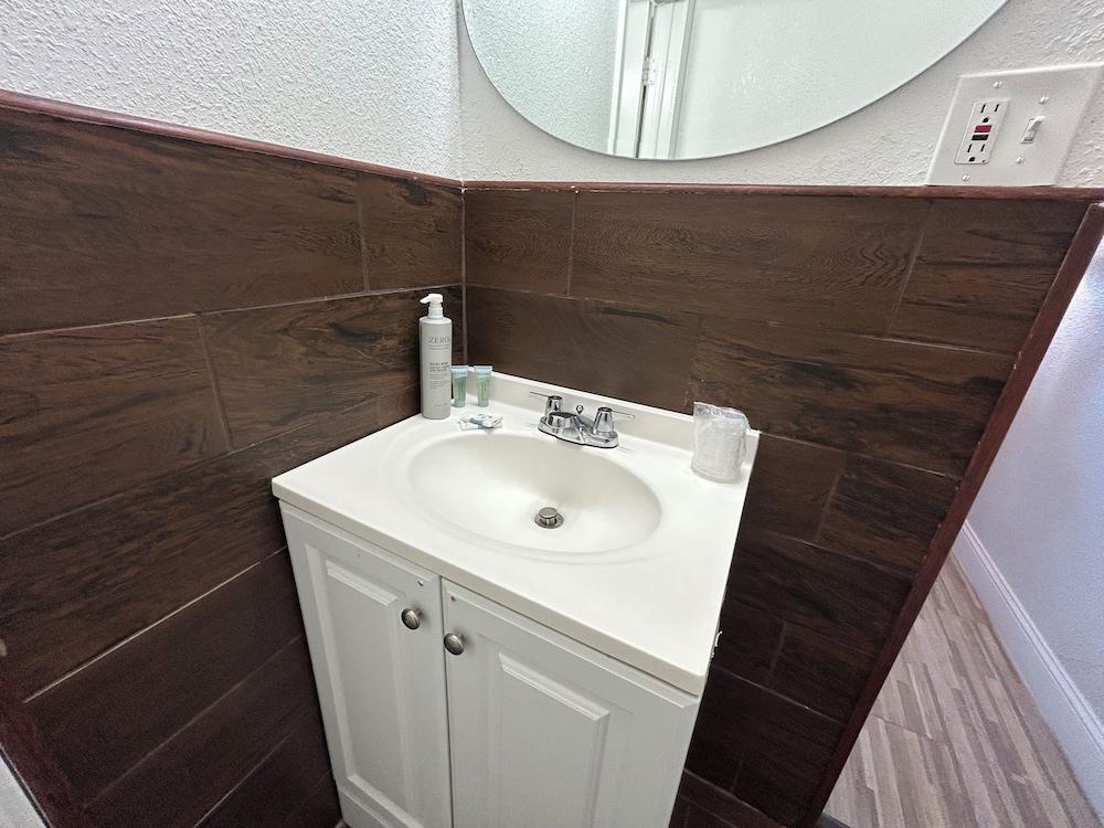 Quest Inn photo 40