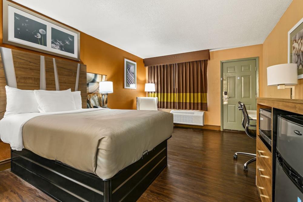 Quality Inn & Suites Corinth West photo 41