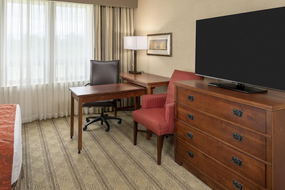 The Inn at Virginia Tech and Skelton Conference Center photo 10