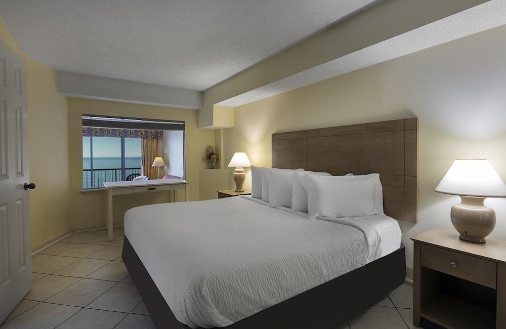 Beach Colony Resort photo 5