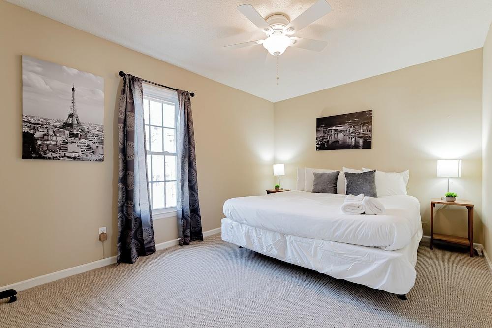 Fort Jackson Stay at the Breeze on Inn photo 32