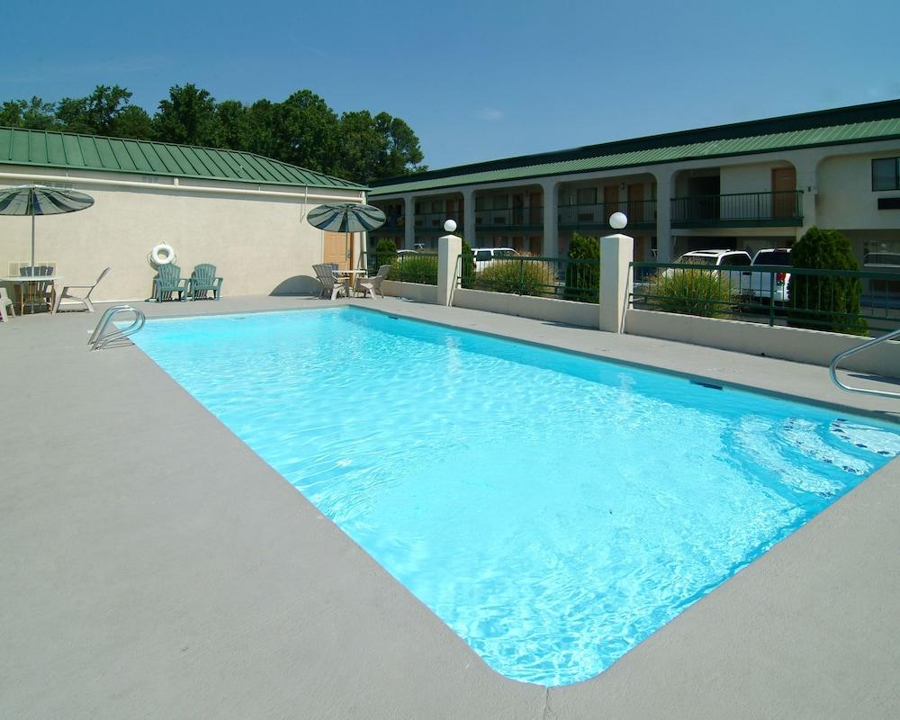 Quality Inn & Suites Macon North photo 24