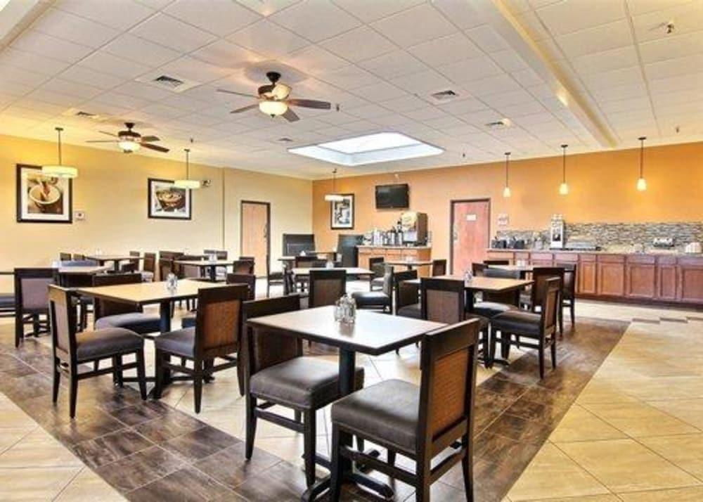 Quality Inn Thief River Falls photo 18