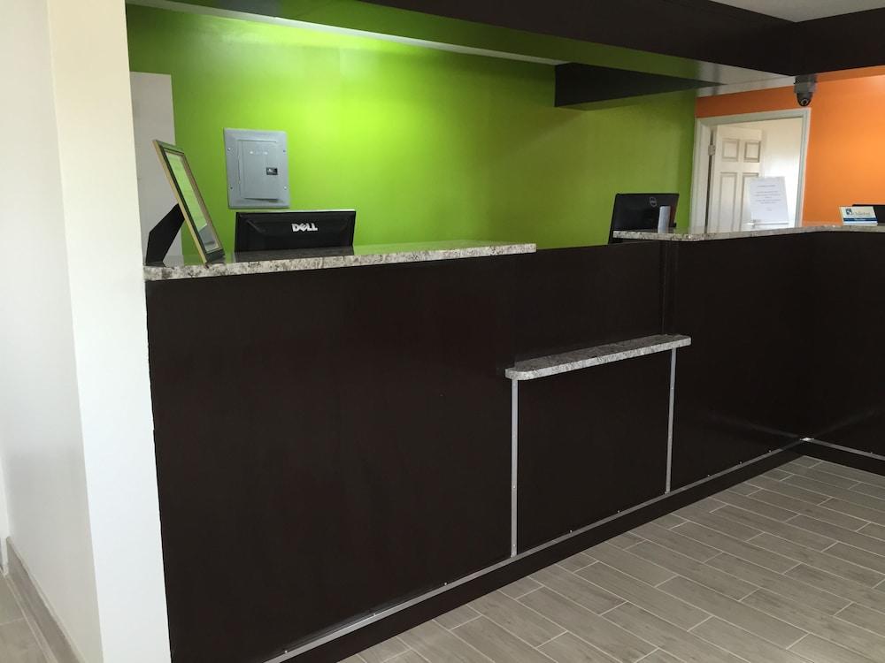 Studio 6 Augusta, GA - Fort Gordon photo 2