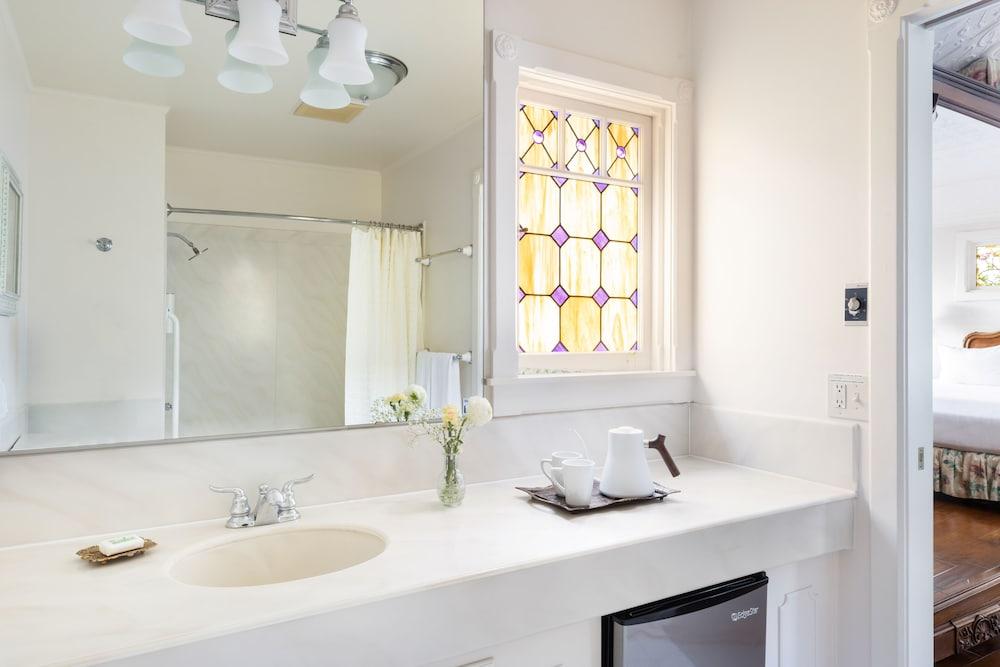 Seven Gables Inn on Monterey Bay, A Kirkwood Collection Property photo 86