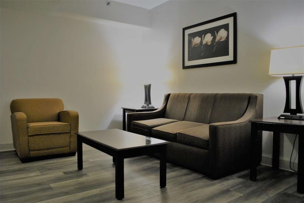 Best Western Paramus Hotel & Suites photo 36