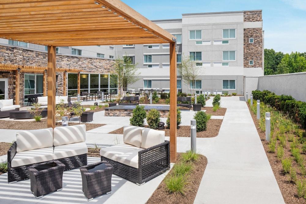 Courtyard by Marriott Wayne Fairfield photo 32