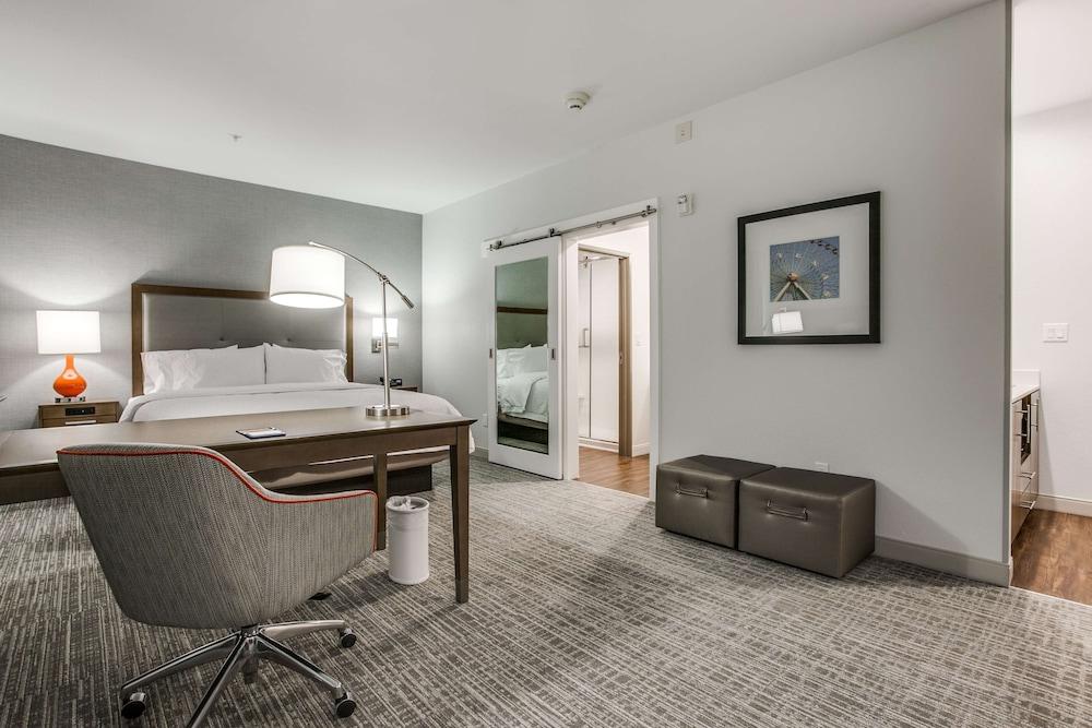 Hampton Inn & Suites North Dallas Central Expy photo 8