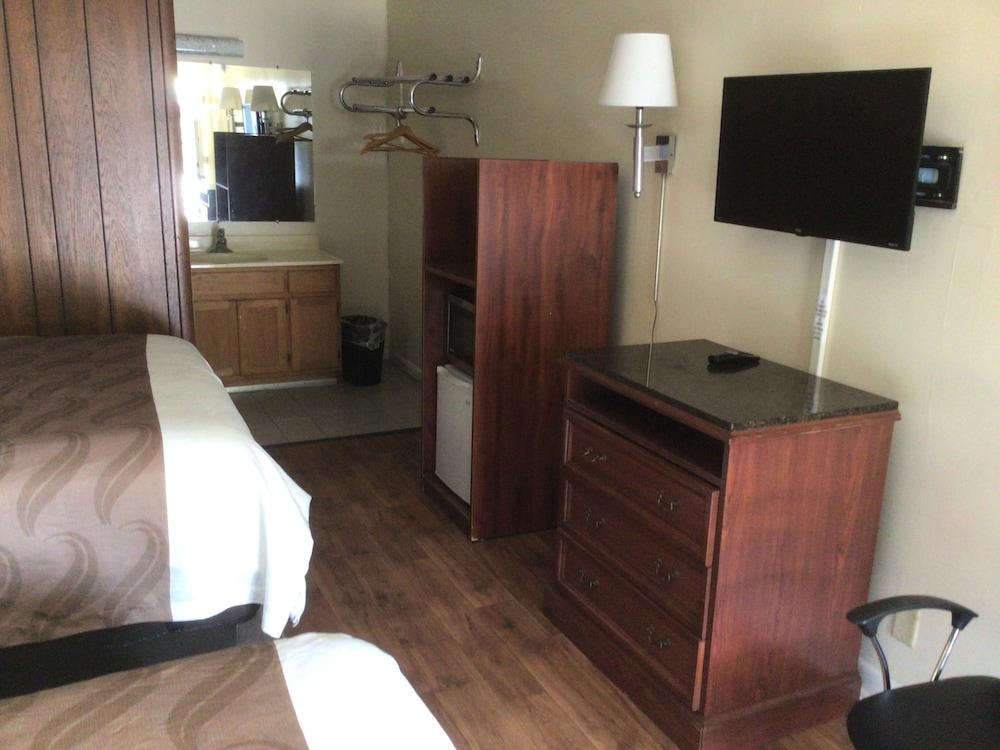 Liberty Inn photo 13