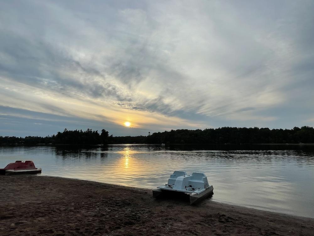 Hanging Horn Lakeside Resort photo 38