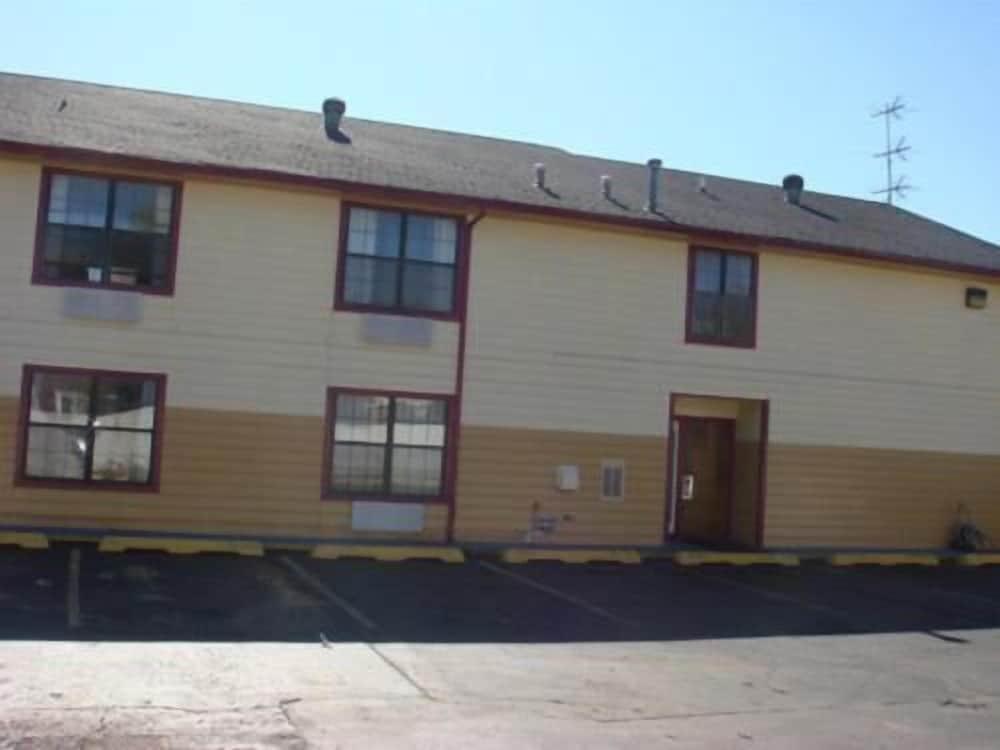 Medical Inn Motel photo 7