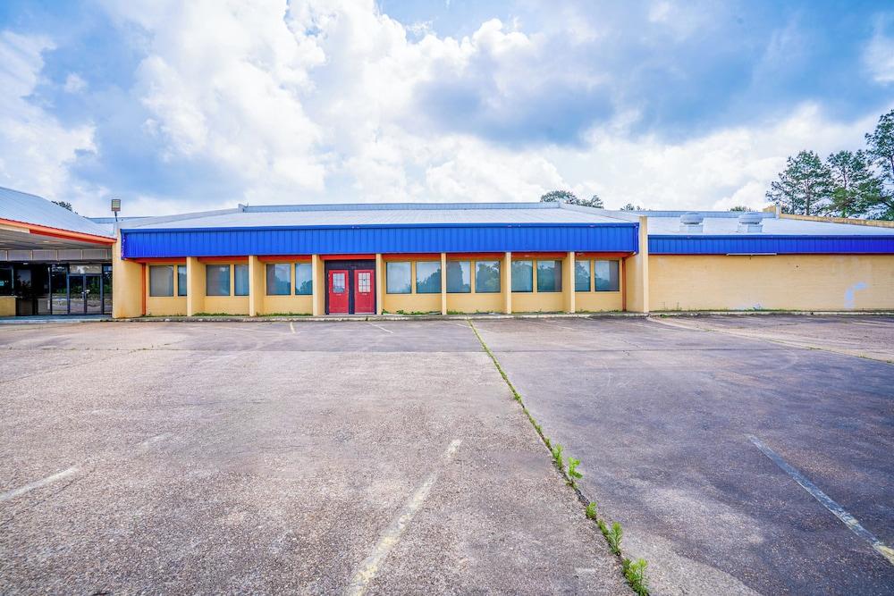 Economy Inn By OYO Livingston TX Hwy 59 photo 47
