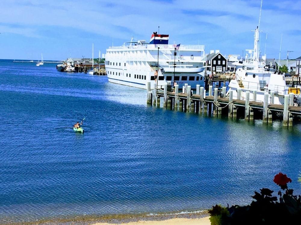 Vineyard Harbor Motel - Private Beach photo 30