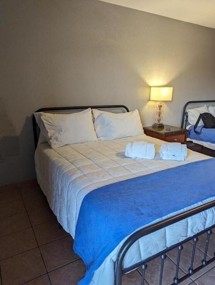 Ingles Motel photo 3