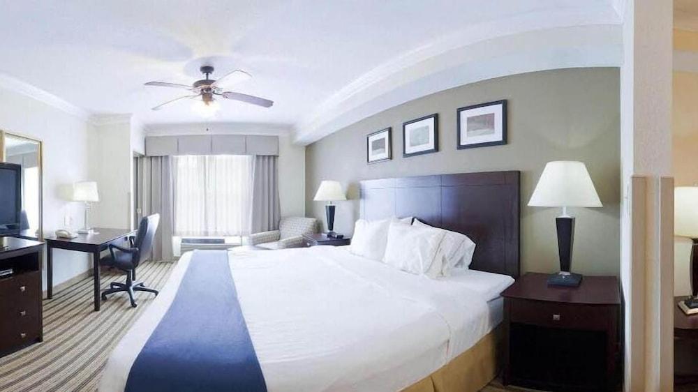 Holiday Inn Express & Suites Byron by IHG photo 38