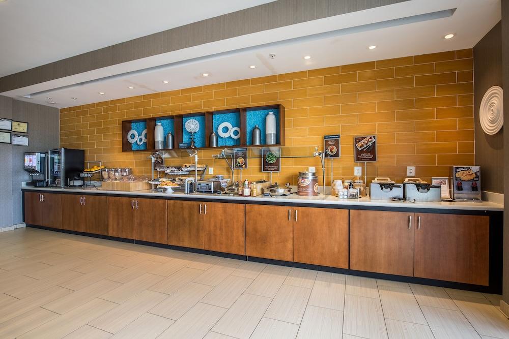 SpringHill Suites by Marriott-Houston/Rosenberg photo 27