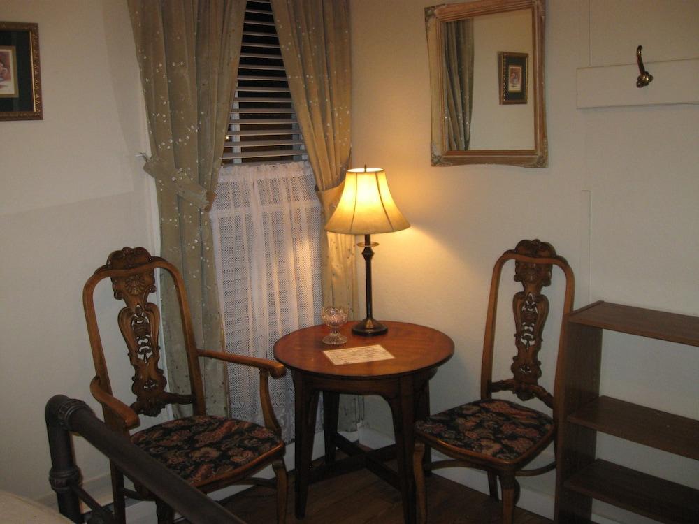 The Forest Queen Hotel photo 8