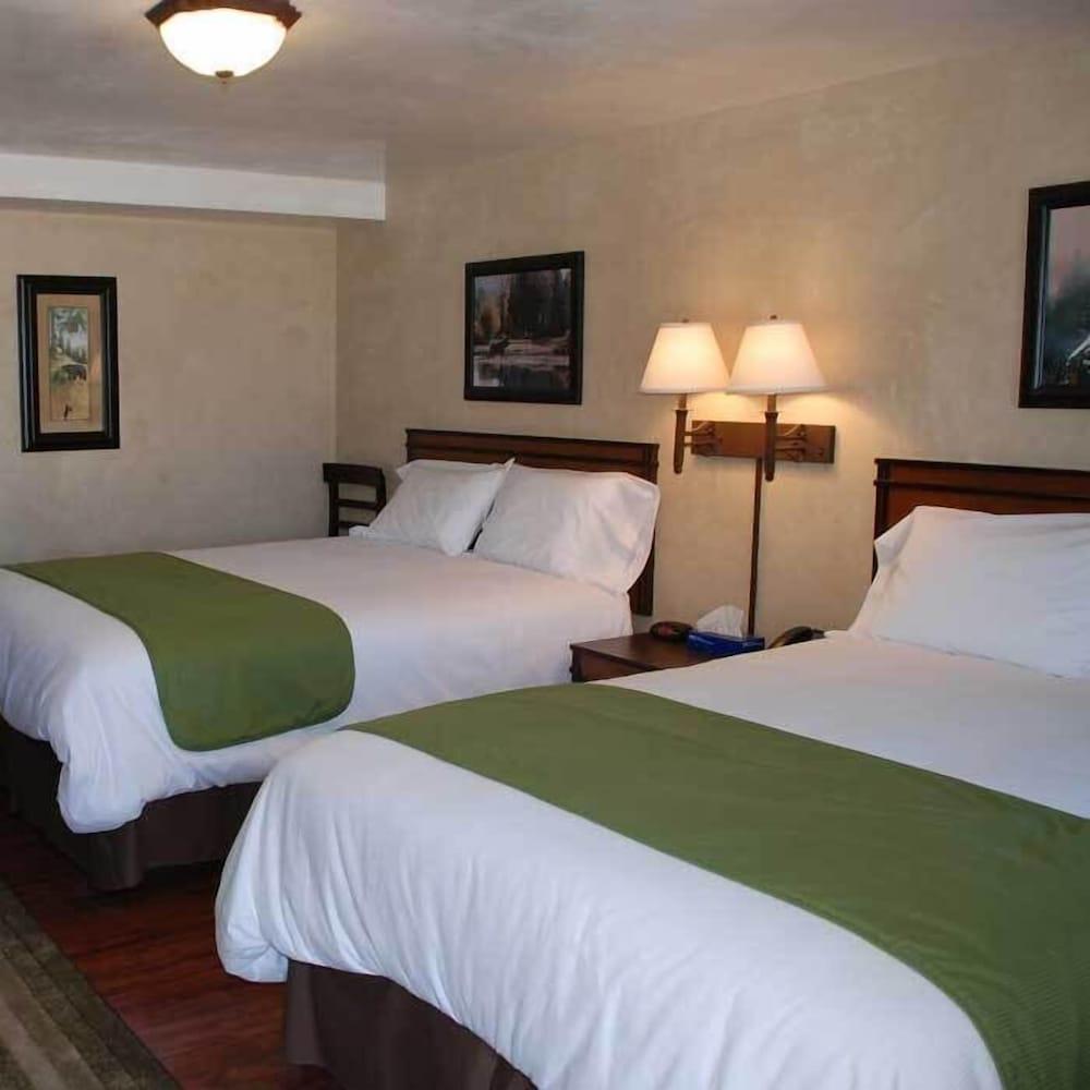 BackCountry Inn photo 11