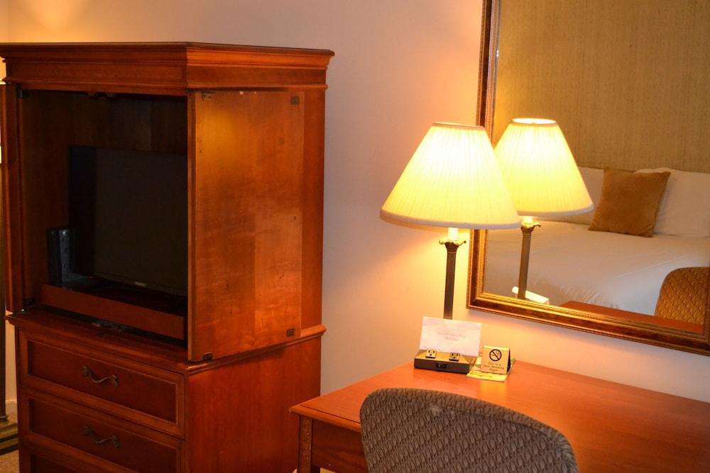 Henniker Motel photo 20