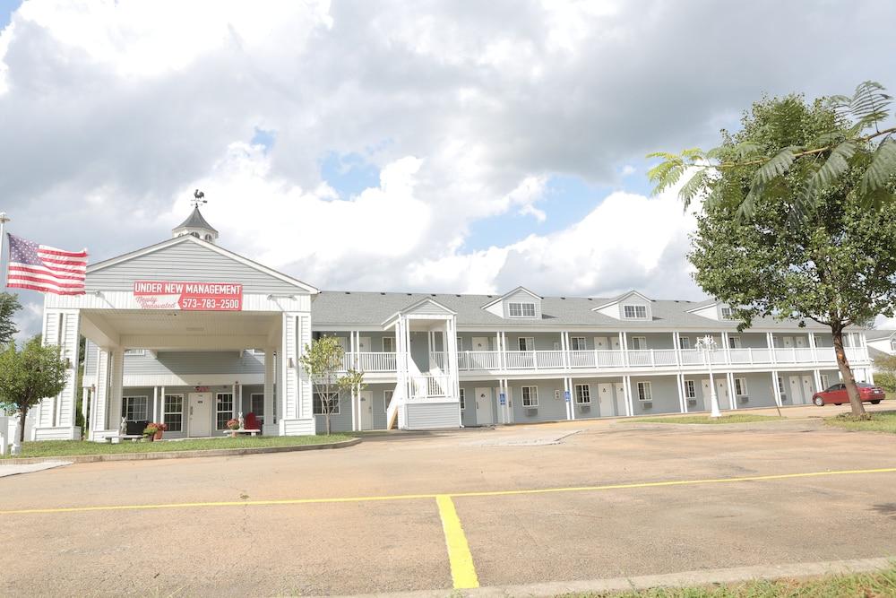 Madison Inn Lodge photo 13