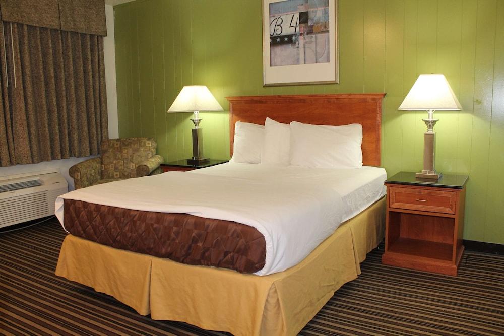 Americas Best Value Inn Boardman photo 10