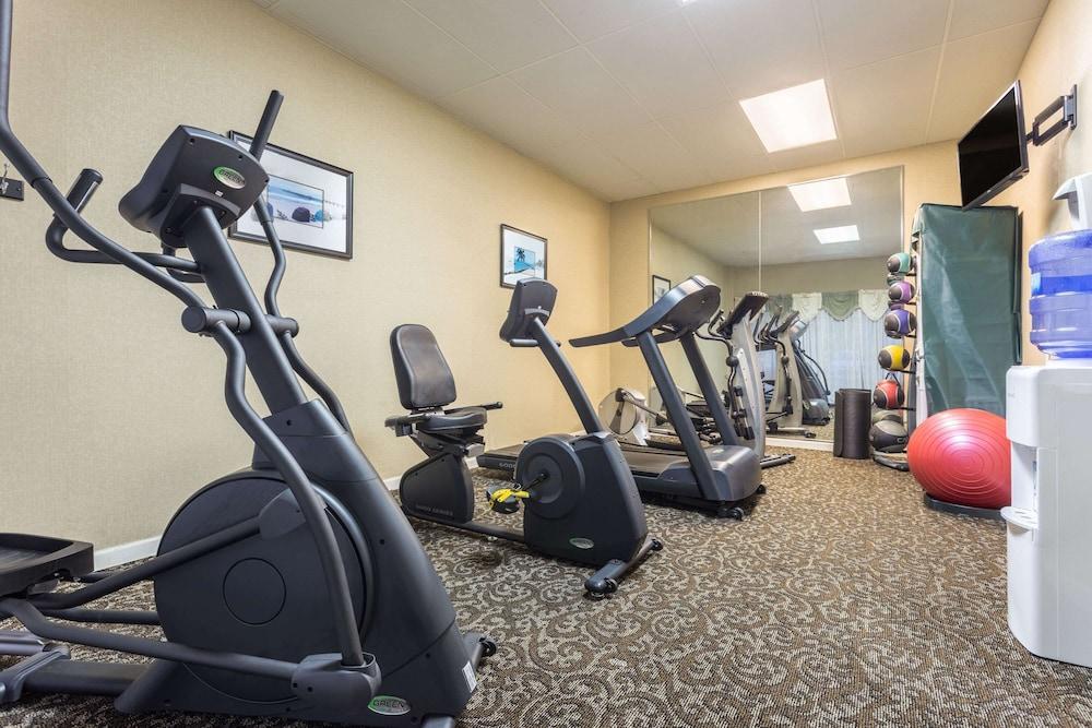 Days Inn by Wyndham Leesville photo 5