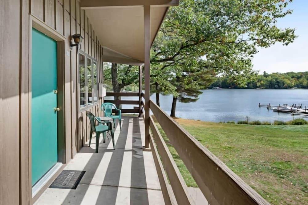 Chanticleer Inn photo 7