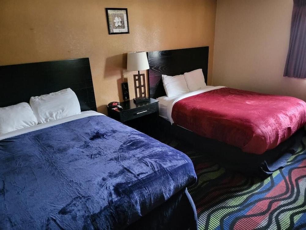 Sunset Motel photo 4