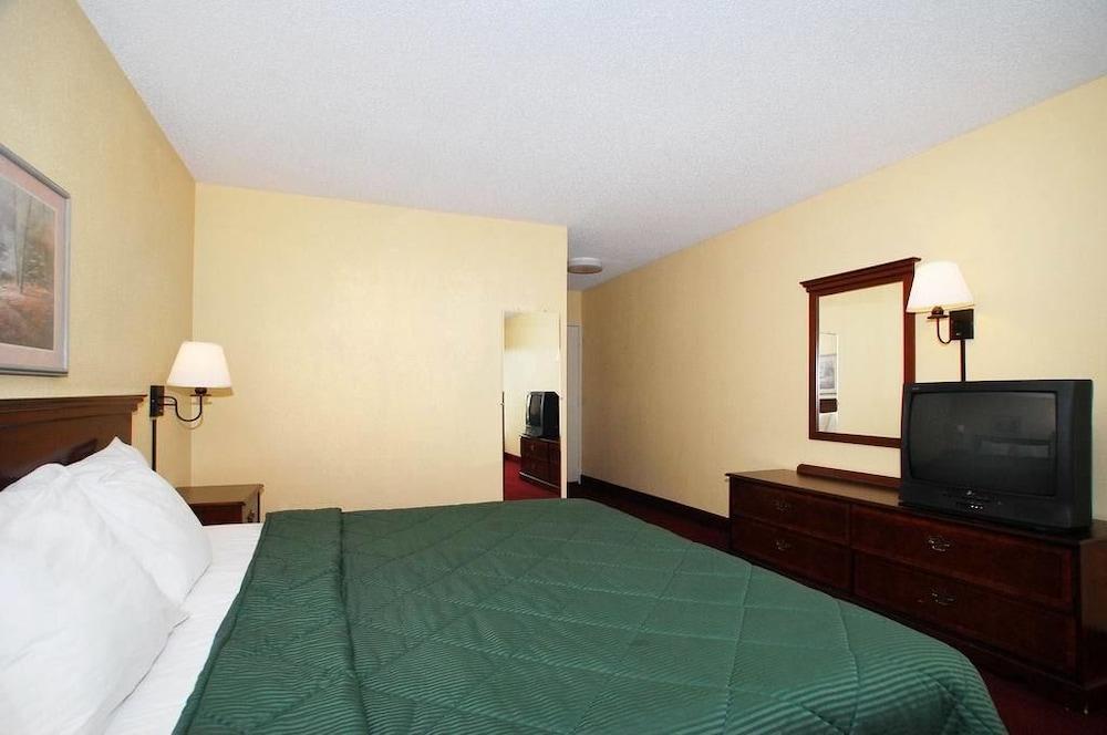 Quality Inn Mullins - Marion photo 2