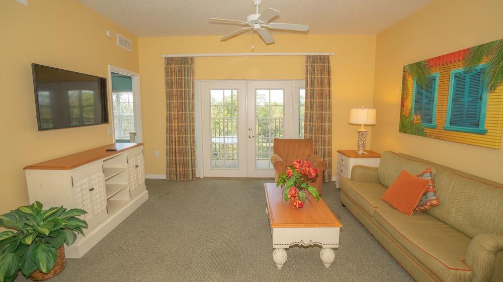 Barefoot Suites photo 62