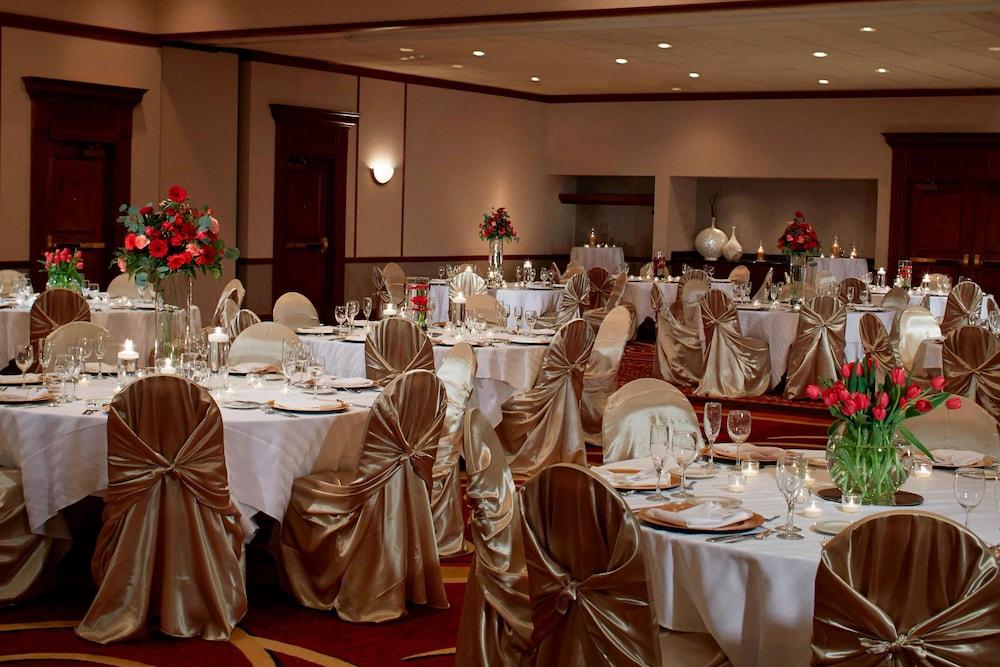 Marriott Cincinnati North photo 24