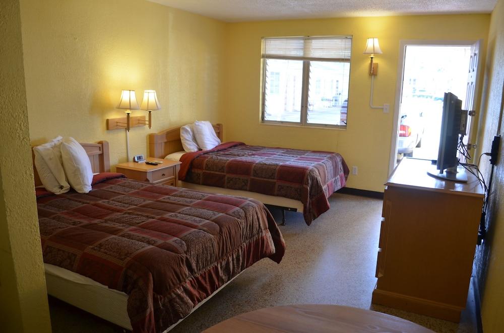 Economy Lodge photo 2