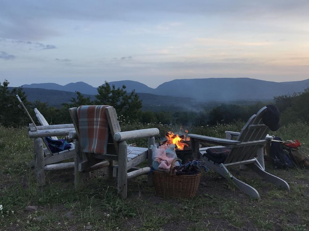Deer Mountain Inn photo 46