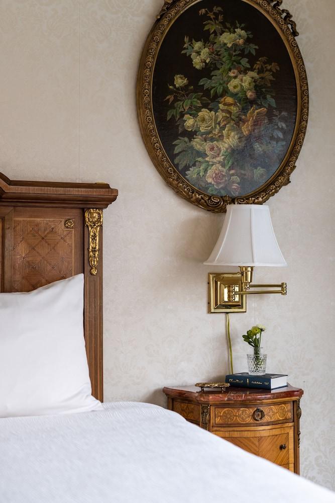 Seven Gables Inn on Monterey Bay, A Kirkwood Collection Property photo 41