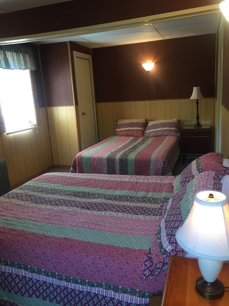 The Wheelhouse Inn photo 28