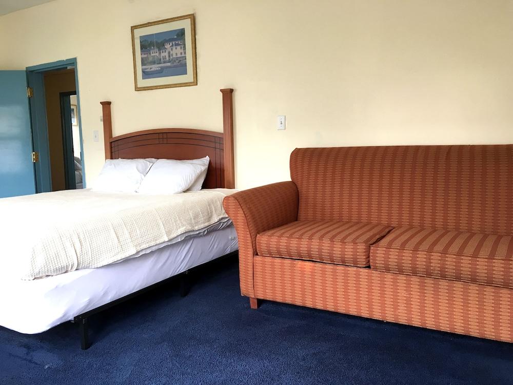Belmar Inn photo 21