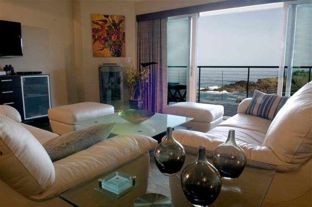Whale Cove Inn photo 14